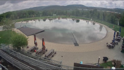 Koupací jezero