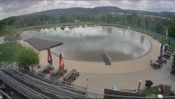 Koupací jezero