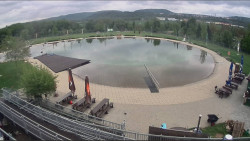 Koupací jezero
