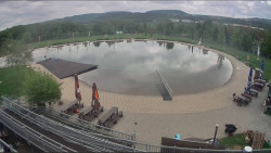 Koupací jezero