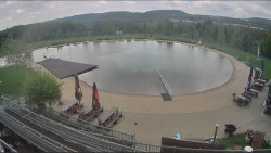 Koupací jezero
