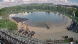 Koupací jezero