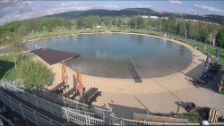 Koupací jezero