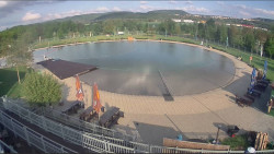 Koupací jezero