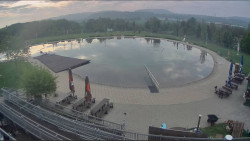 Koupací jezero