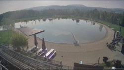 Koupací jezero