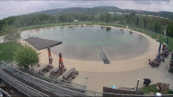 Koupací jezero