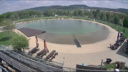 Koupací jezero