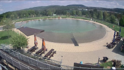 Koupací jezero