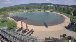 Koupací jezero