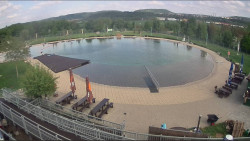 Koupací jezero