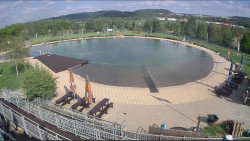 Koupací jezero