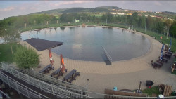 Koupací jezero
