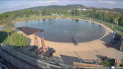 Koupací jezero