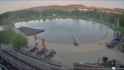 Koupací jezero