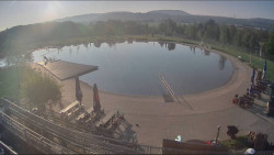 Koupací jezero