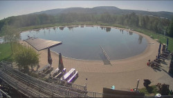 Koupací jezero
