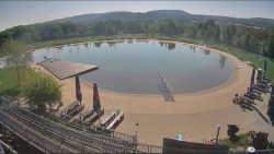 Koupací jezero