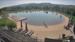 Koupací jezero