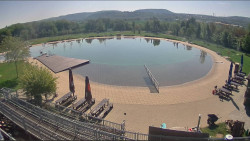Koupací jezero