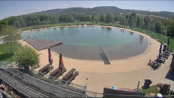 Koupací jezero