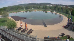 Koupací jezero