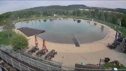 Koupací jezero