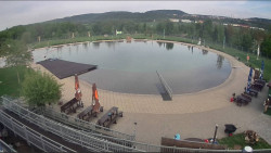 Koupací jezero