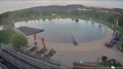 Koupací jezero