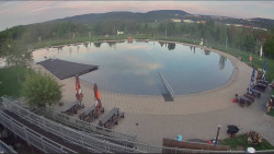 Koupací jezero