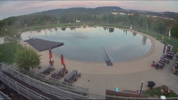 Koupací jezero