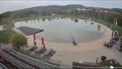Koupací jezero
