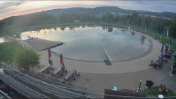 Koupací jezero