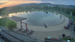 Koupací jezero