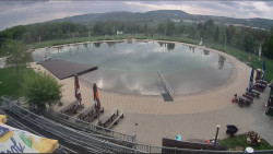 Koupací jezero