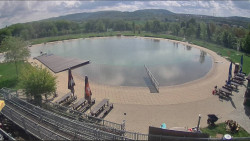 Koupací jezero