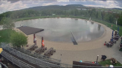 Koupací jezero