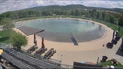 Koupací jezero