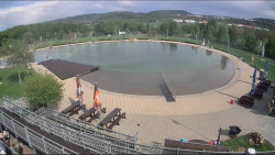 Koupací jezero