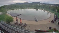 Koupací jezero