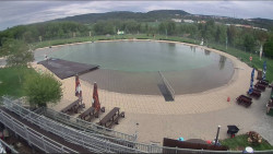 Koupací jezero