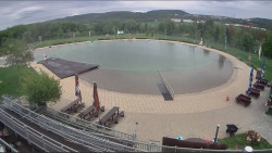 Koupací jezero