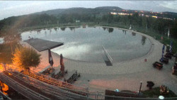 Koupací jezero