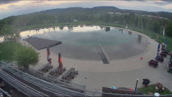 Koupací jezero