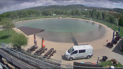 Koupací jezero