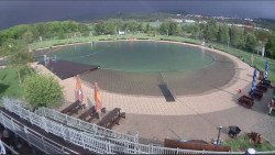Koupací jezero