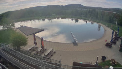 Koupací jezero