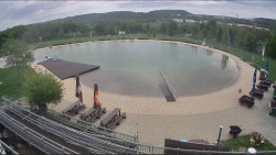 Koupací jezero