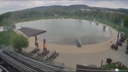 Koupací jezero