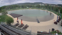 Koupací jezero